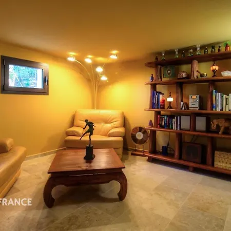 Domaine La Chiusella Bed & Breakfast