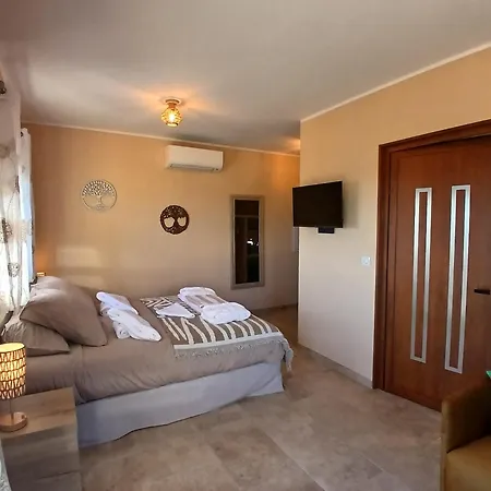 Bed & Breakfast Domaine La Chiusella 3*