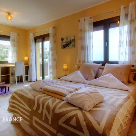 Domaine La Chiusella Bed & Breakfast